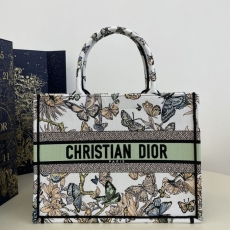 Christian Dior Shopping Bags